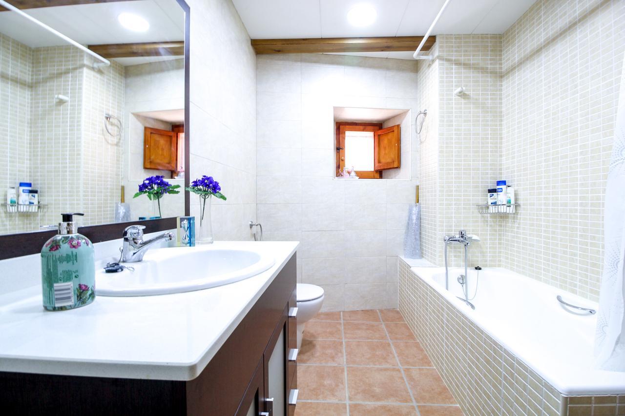 Sistach Rentals Casa Colomers Экстерьер фото
